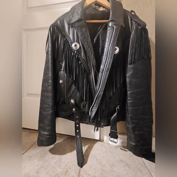 100% Genuine Leather Jacket......... Make me a fair offer !! - Picture 3 of 7